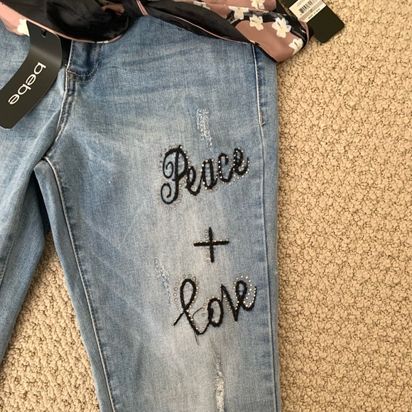 🆕 Bebe Peace + Love blue ribbon destroy denim skinny straight leg jeans - Picture 3 of 4